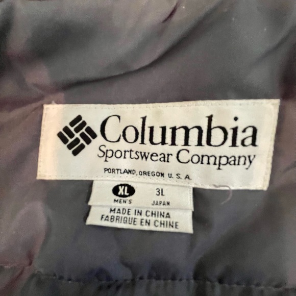 Columbia jacket. Size XL. Like new condition. - Picture 5 of 6